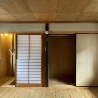 大阪市北区豊崎１丁目の賃貸物件/押入の中にはハンガーパイプがついています。