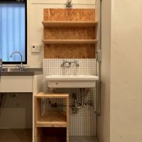 大阪市天王寺区石ヶ辻町14番6号の賃貸物件/キッチン横には専用の洗面台
