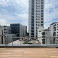 大阪市西区新町3丁目の賃貸物件/共用のテラスもありますが、普段は開放していません。使いたい場合は、オーナーさんへご相談ください。