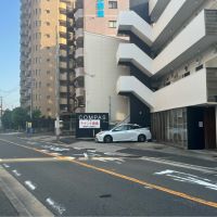 大阪市都島区都島中通３の賃貸物件/前面道路は車通りも多い道。