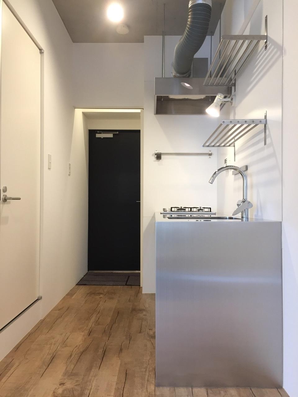 大阪府豊中市桜の町の賃貸物件/【403】ステンレスキッチン。