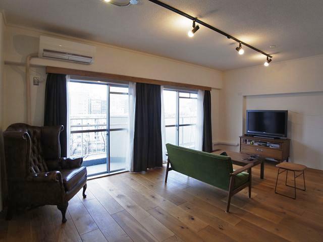 大阪市北区中津の賃貸物件/落ち着く室内。