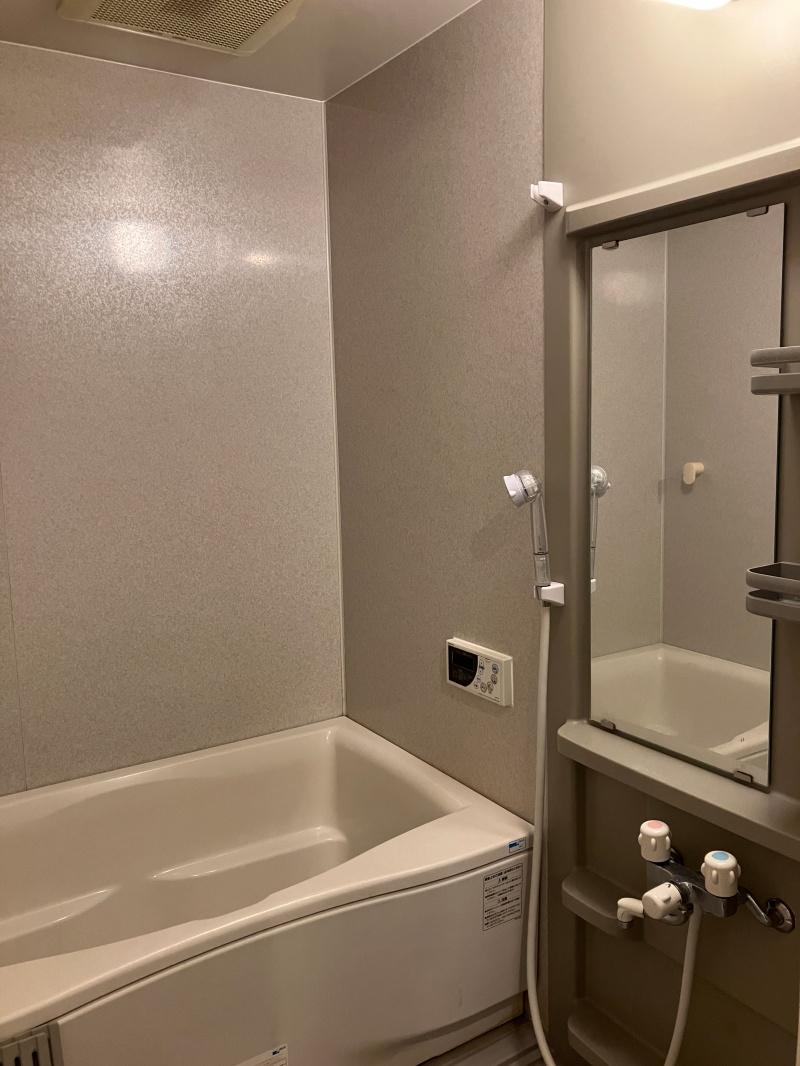 大阪市北区中津の賃貸物件/浴室。