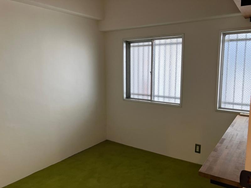 大阪市北区中津の賃貸物件/窓があって明るい。(洋室１)