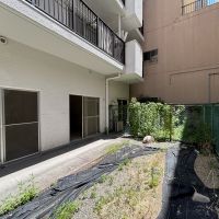 大阪市西区南堀江4丁目の売買物件/テラス面積は10.14㎡、専用庭面積は20.95㎡あります
