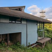 東大阪市上石切町2丁目の賃貸物件/背面からの表情も格好良い。