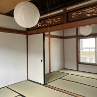 東大阪市喜里川町の賃貸物件/欄間の漆黒縁がシックな印象を与えます