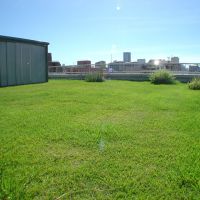 大阪市都島区都島中通の賃貸物件/緑化された共用屋上が使えるようになりました。