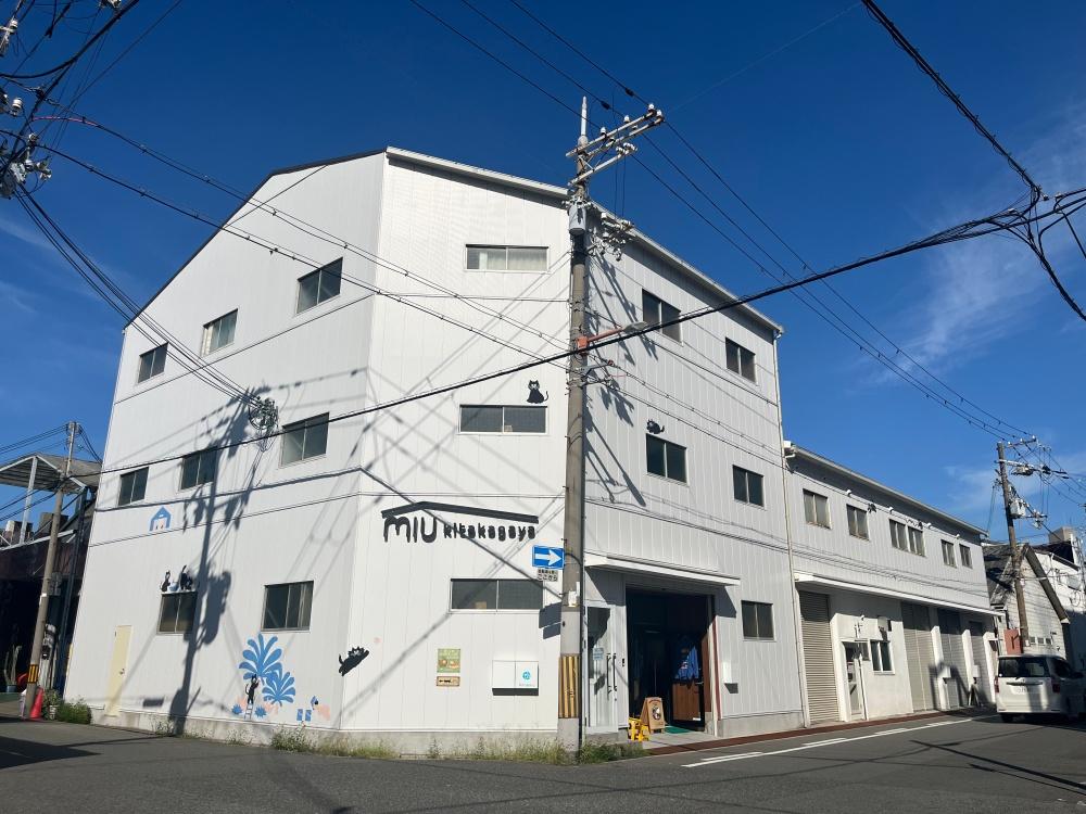 大阪府大阪市住之江区北加賀屋５丁目の賃貸物件/存在感のある白い壁！