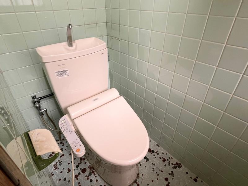 大阪市住吉区万代5丁目の賃貸物件/トイレ設備は交換済み。