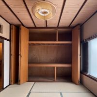 大阪市住吉区万代5丁目の賃貸物件/2階：南側の和室。寝室にぴったりな予感。