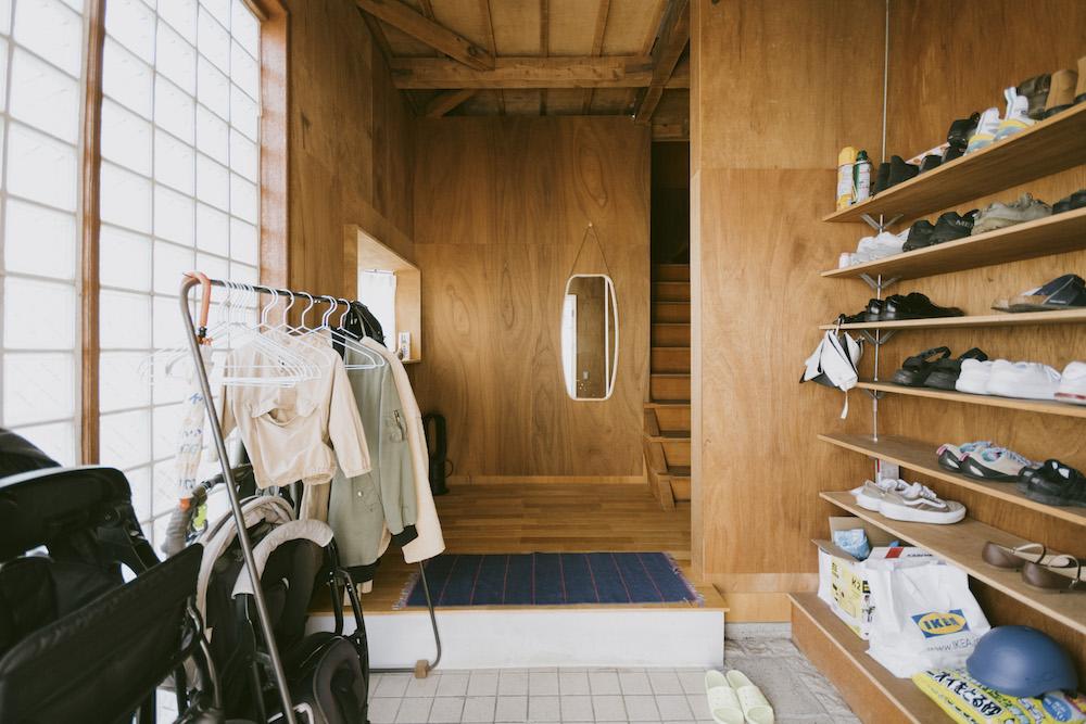 豊中市宮山町の売買物件/広い玄関は大家族に嬉しいですよね。