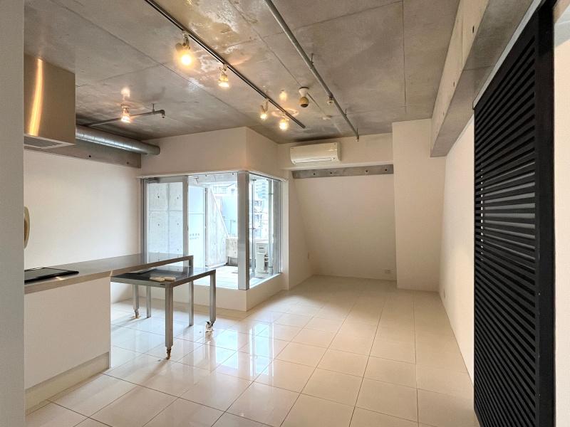 大阪市中央区久太郎町2丁目の賃貸物件/LDKの全体像。