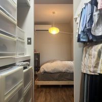 大阪府大阪市北区東天満2丁目の売買物件/寝室と収納スペースを行き来できる回遊動線。