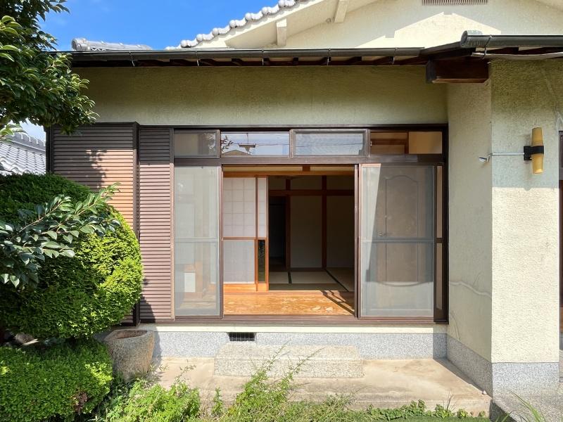 大阪府枚方市津田元町1丁目の賃貸物件/内と外を繋ぐ、大切な空間です。