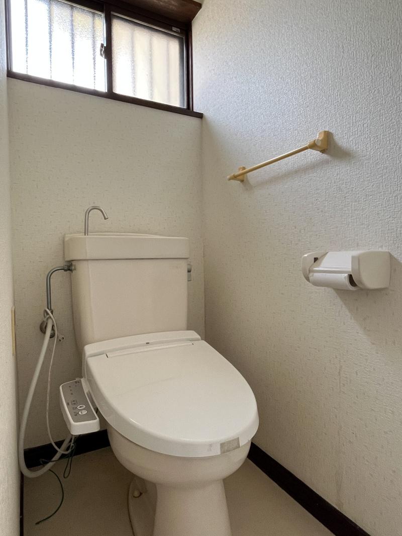 大阪府枚方市津田元町1丁目の賃貸物件/トイレ。