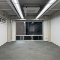 大阪府大阪市中央区神崎町の賃貸物件/公園ビューの反対側にも大きな窓があります。