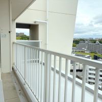 大阪府吹田市春日の売買物件/サービスバルコニー。エアコン置き場として使用され、2部屋ともエアコンの設置が可能です。