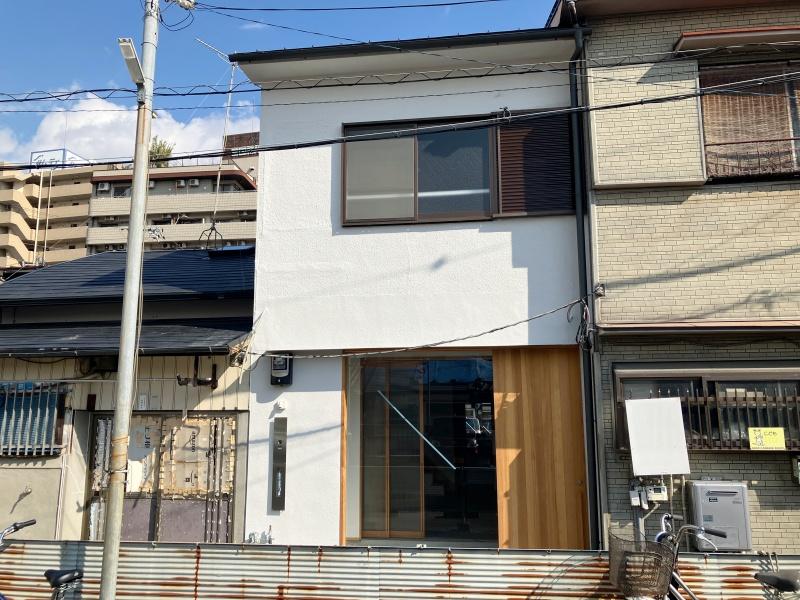 大阪市東成区中本5丁目の賃貸物件/築約100年とは思えない、蘇った外壁。