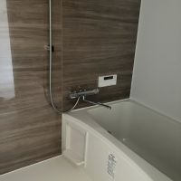 大阪市東成区中本5丁目の賃貸物件/浴室乾燥付きの浴室。