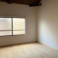 大阪市東成区中本5丁目の賃貸物件/東側2階居室。