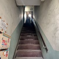 大阪市西区京町堀3丁目の賃貸物件/結構急な階段！