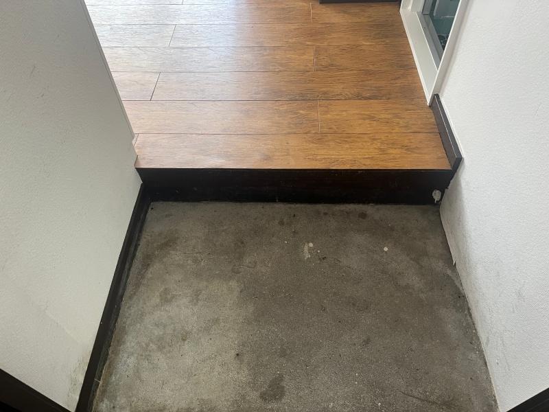 大阪市西区京町堀3丁目の賃貸物件/玄関スペース。