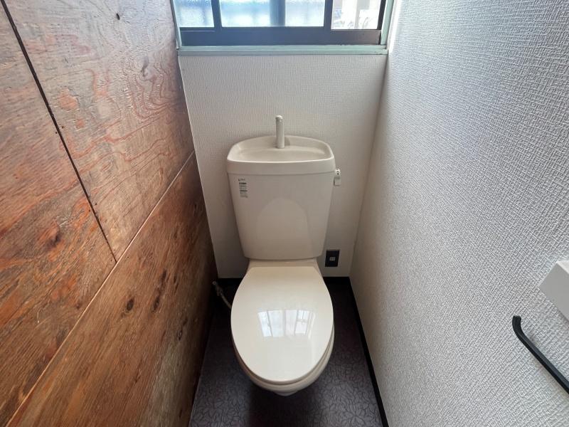 大阪市住吉区大領5丁目の賃貸物件/トイレ。