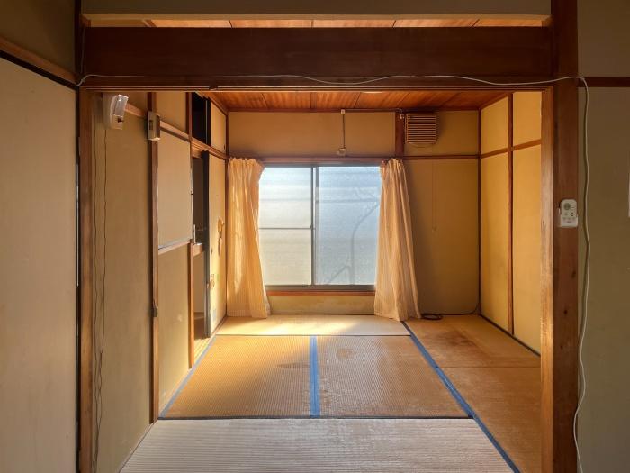 大阪府大阪市住吉区苅田6丁目の売買物件/文化住宅を活かす場合は、全体的な改装が必要です。