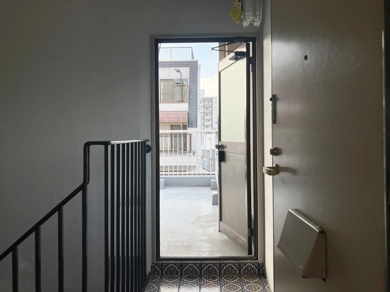 大阪市港区弁天5丁目2番9号の賃貸物件/もう一つの扉もこの部屋の主人のもの。