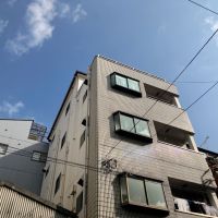 大阪市港区弁天5丁目2番9号の賃貸物件/レトロな外観。