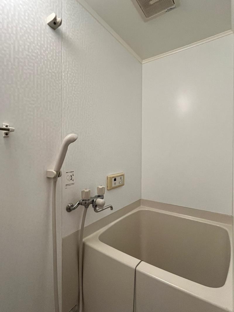 大阪市大正区三軒家西3丁目の賃貸物件/浴室。