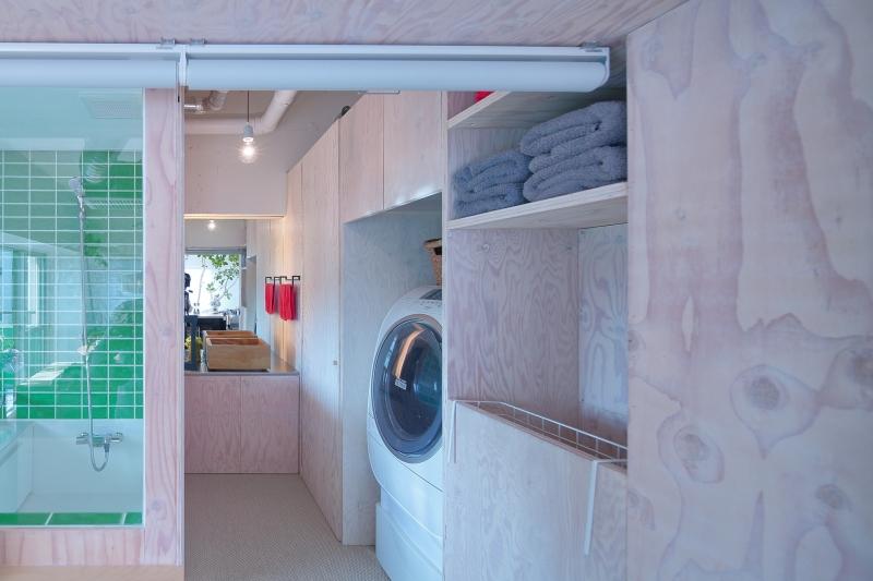 大阪府豊中市上新田４丁目の賃貸物件/造作で統一された仕上がりの水回り。