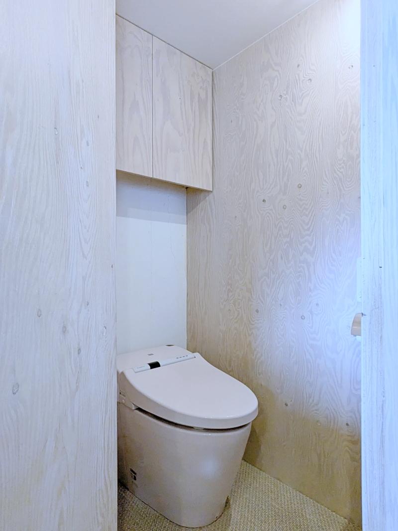 大阪府豊中市上新田４丁目の賃貸物件/トイレの内部も。