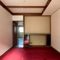 大阪市城東区東中浜2丁目の賃貸物件/洋室。診察室と通じています。