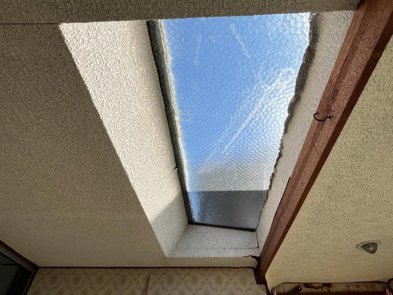 大阪市城東区東中浜2丁目の賃貸物件/サンルームの天窓。