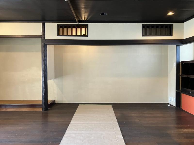 大阪府大阪市港区市岡元町１丁目の賃貸物件/欄間から透けるあたたかな照明の光がポイント。