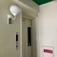 大阪府大阪市港区市岡元町１丁目の賃貸物件/緑が可愛い、エレベーター。