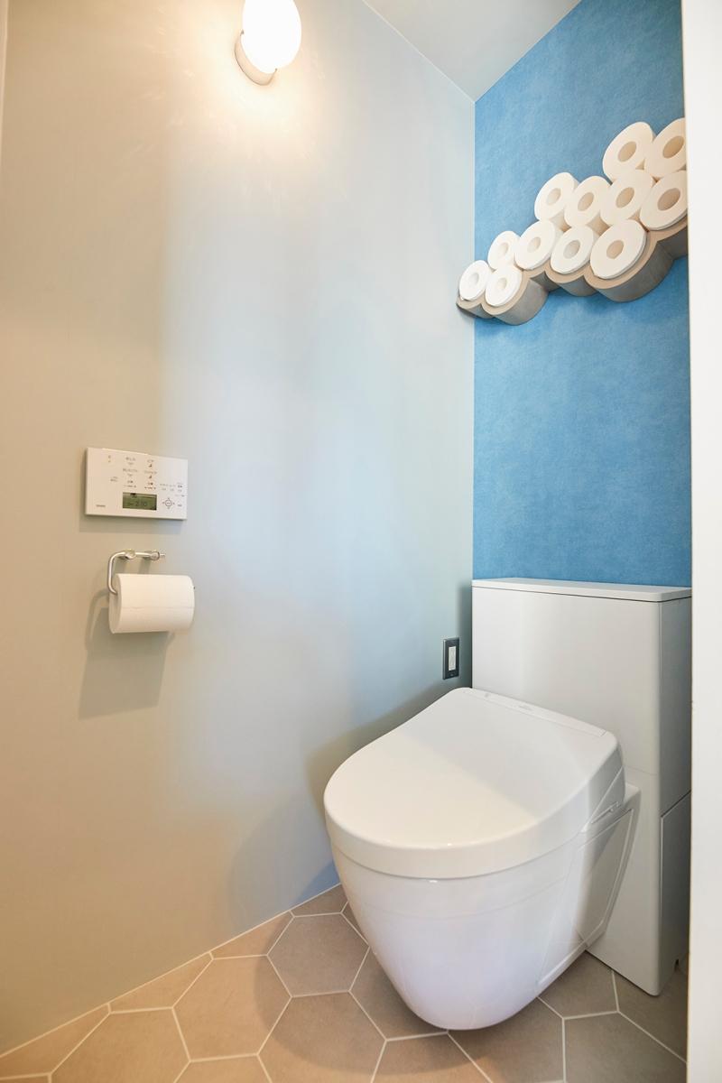 大阪市中央区安堂寺町1丁目の賃貸物件/宙に浮いたトイレ！？