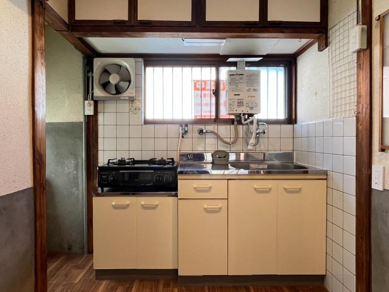 大阪市都島区大東町2丁目 の賃貸物件/懐かしさが残るキッチン。