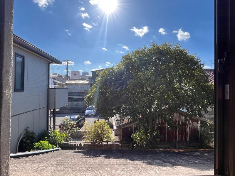 大阪市都島区大東町2丁目 の賃貸物件/眺望は緑と空！気持ちがいいです。