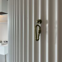 大阪府大阪市東成区中道1丁目の賃貸物件/仕上げはガルバリウム鋼板。磁石が使えて便利です。