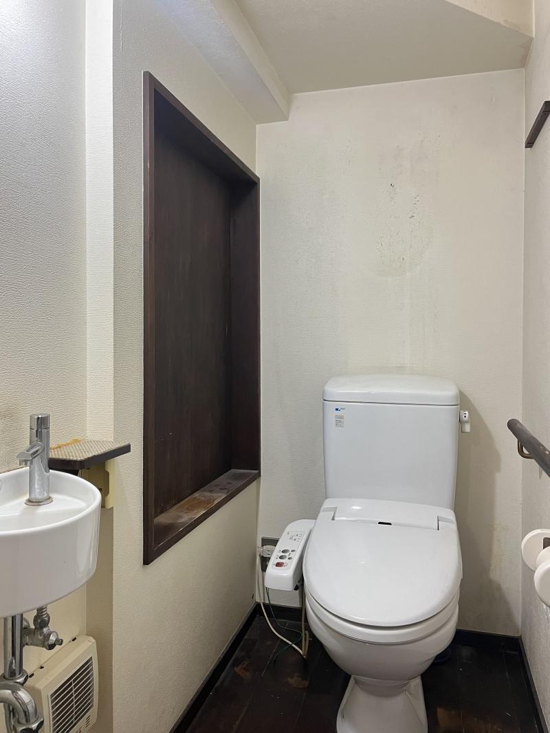 大阪市住之江区東加賀屋2丁目の賃貸物件/トイレ。