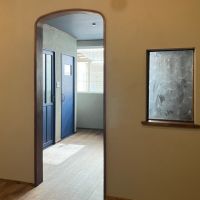 東大阪市小若江1の賃貸物件/懐かしいガラスはそのままに。