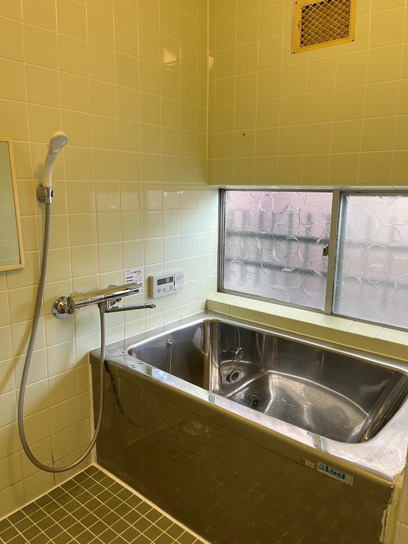 大阪府枚方市池之宮２丁目の賃貸物件/浴室。