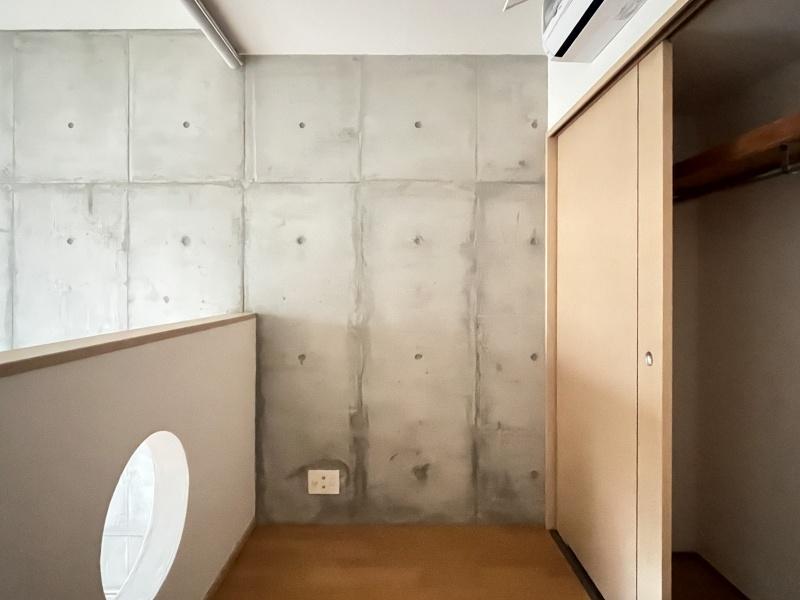 大阪府大阪市西区靱本町2丁目の賃貸物件/上階の洋室。