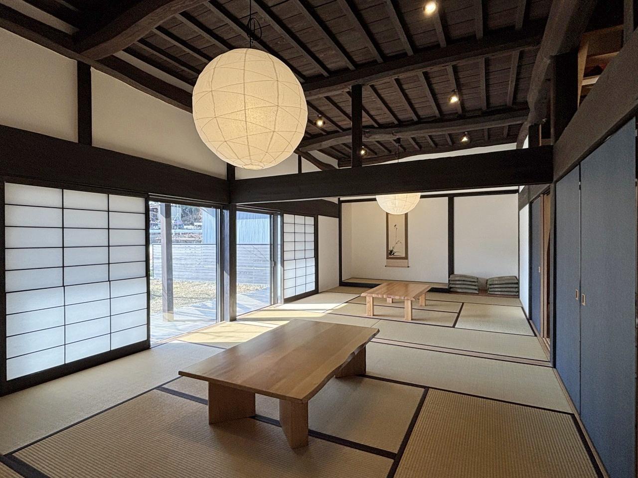 大阪府堺市南区泉田中462-2の売買物件/二間続きの和室。建具を取り外せばダイニングと一体となり開放感も増します。