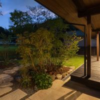 大阪府堺市南区泉田中462-2の売買物件/深い軒は日差しや雨を十分凌げ、外の空間をいつでも楽しめます。