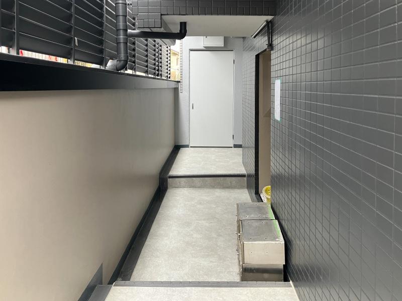 大阪府豊中市螢池南町３丁目の賃貸物件/宅配ボックスのある共用部。