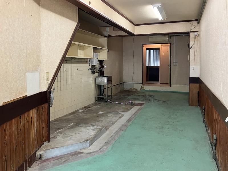 大阪市城東区東中浜１丁目の賃貸物件/カウンター撤去跡。